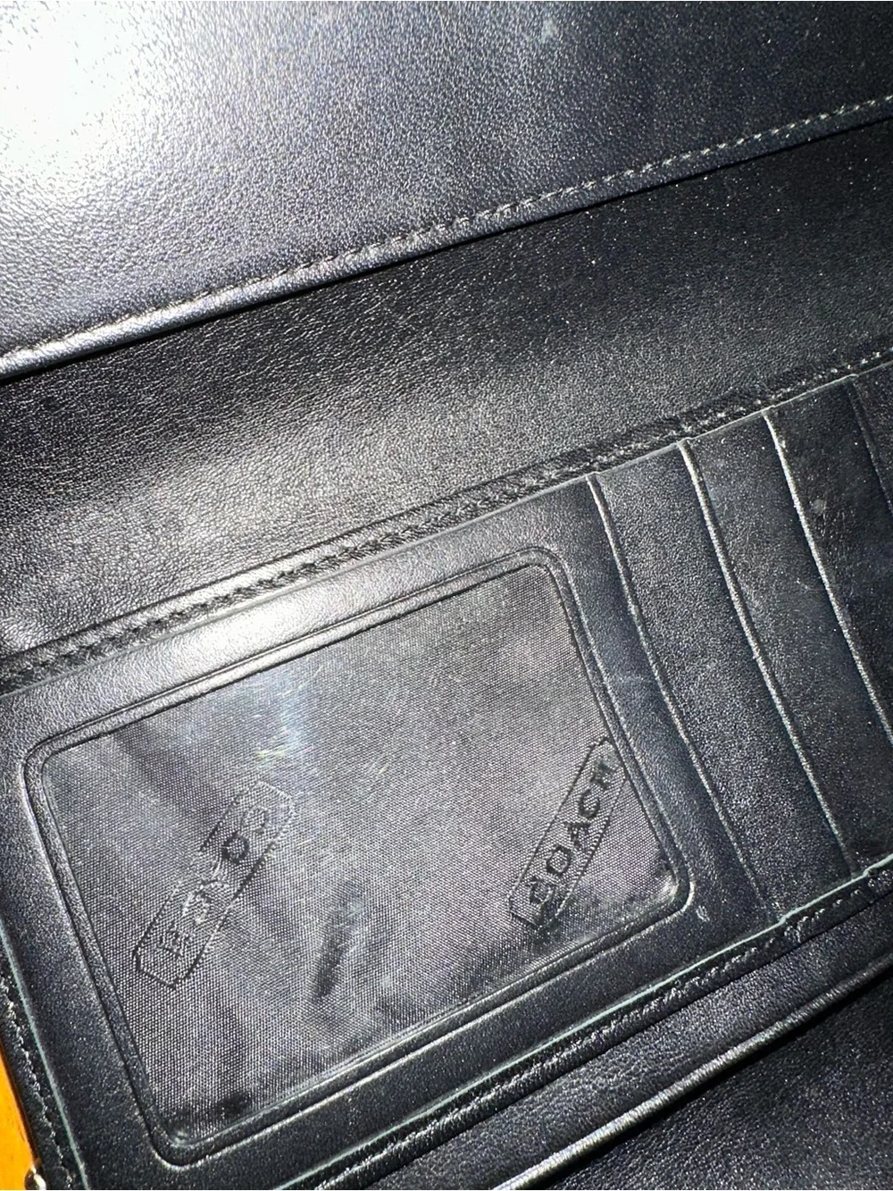 Coach Hampton Wallet - Picture 4 of 13